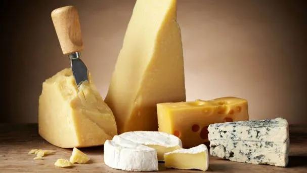 queso caducado sin abrir - Cuánto tiempo después de la fecha de vencimiento se puede consumir el queso