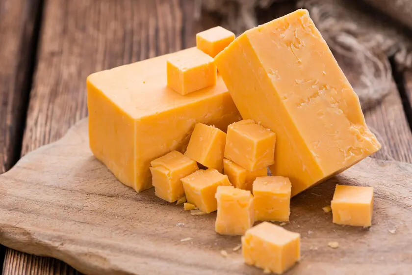 quesos parecidos al cheddar - Qué queso es más parecido al Cheddar