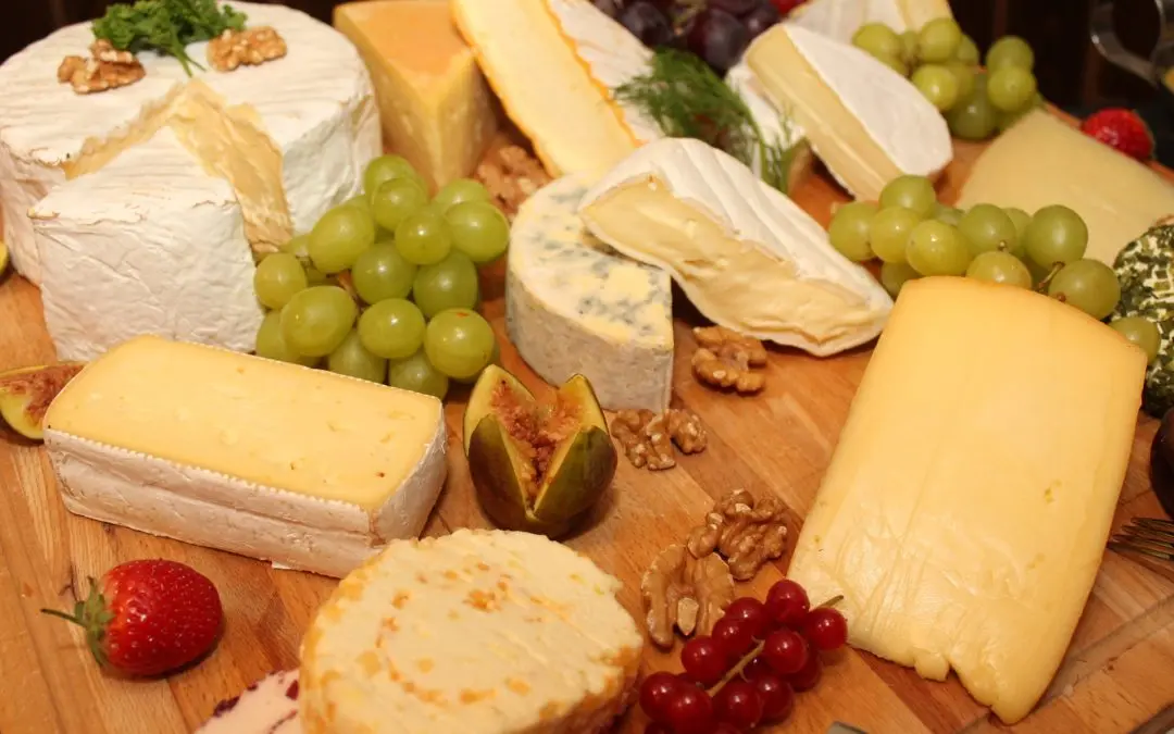 quesos bajos en fosforo - Qué quesos puede comer una persona con insuficiencia renal